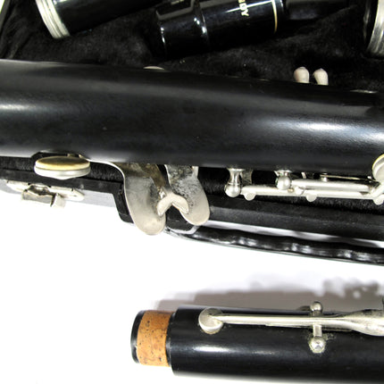 Armstrong 4001 Student Model Resonate Bb Clarinet