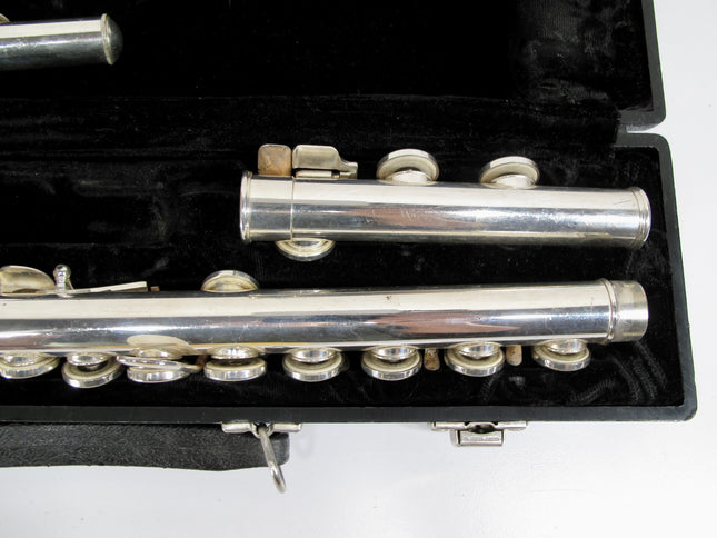 King Cleveland 610 Silver-Plated Open Hole Student Model  Flute w/ Case