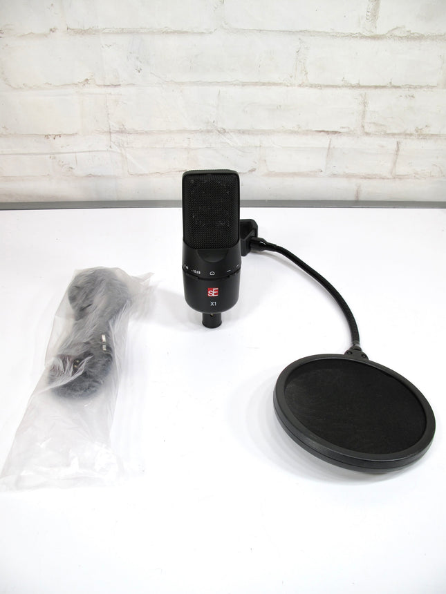 sE Electronics X1 S Large Diaphragm Condenser Microphone