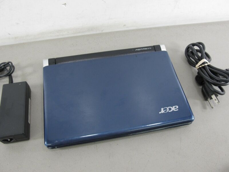 Acer Aspire One KAV60 10.1" Blue Laptop Netbook Intel Atom @ 1.66GHz 1GB 160GB - ZeereeZ