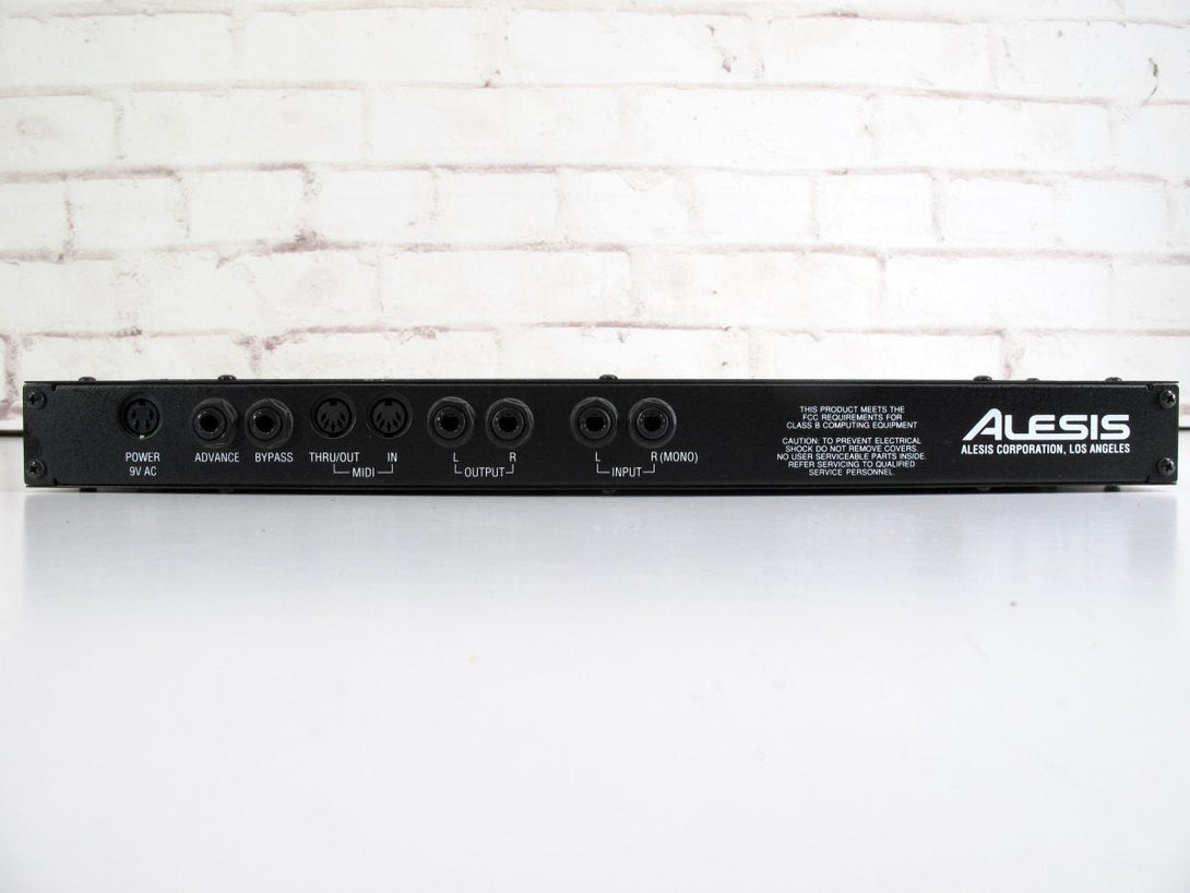 Alesis Quadraverb 20Khz MIDI Controlled Multi Effects Processor w/ Power Cord - ZeereeZ