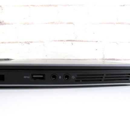 Alienware P81G GeForce GTX1050 256GB SSD 13.3” OLED 24GB Intel i5 - 7300HQ 2.50GHz - ZeereeZ