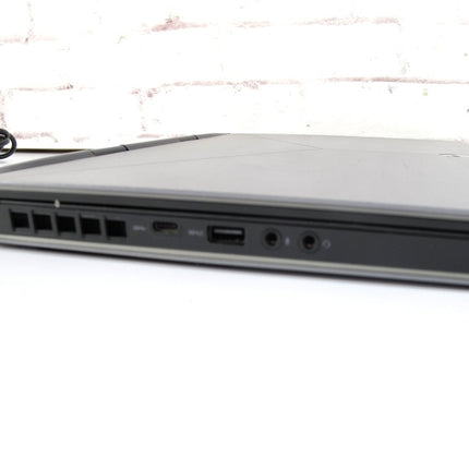 Alienware R3 i5 - 7300HQ 2.50GHz 16GB 1TB Win 10 GTX1060 Notebook - ZeereeZ