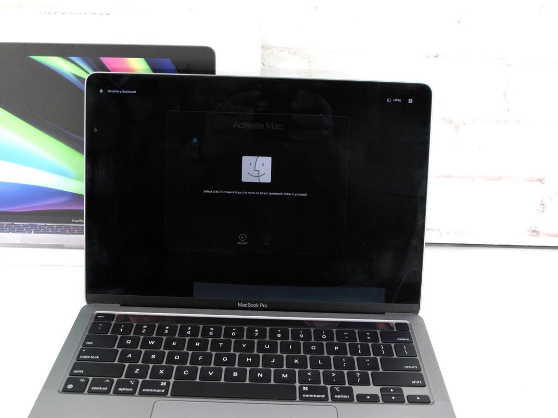 Apple 2020 13" MacBook Pro M1 8 - Core 256GB SSD 8GB A2338 Activation Lock - ZeereeZ