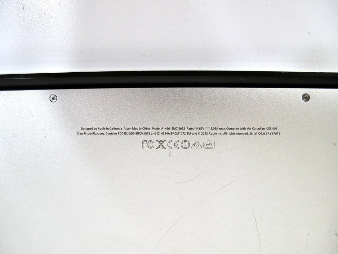 Apple A1466 MacBook Air 1.3GHz i5 8GB RAM 13 Inch Notebook Computer READ - ZeereeZ