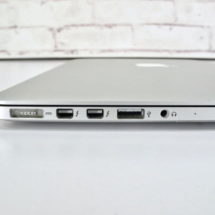 Apple A1502 MacBook Pro Retina Display 2.6GHz 8GB RAM 256 SSD OS X High Sierra Notebook Computer - ZeereeZ