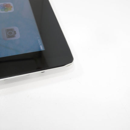 Apple iPad 2 9.7" Wifi 16GB Black Tablet A1395 - ZeereeZ
