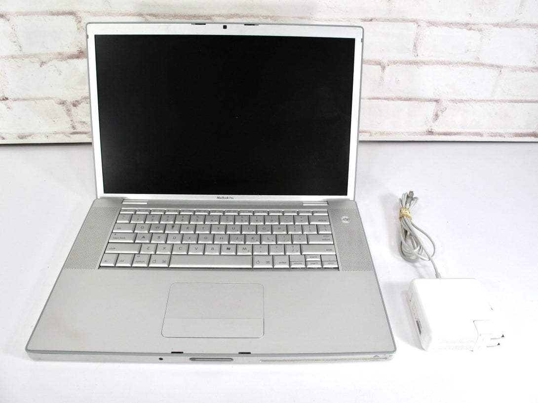 Apple MacBook Pro A1211 15" 2.33GHz Core 2 Duo 120GB HDD 2GB - ZeereeZ