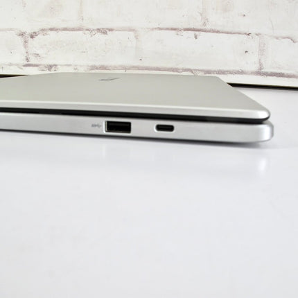 Asus Chromebook C523N 15.6" Intel Celeron N 4GB RAM 64GB Laptop Computer - ZeereeZ