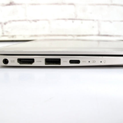 Asus Zenbook 13 i7 - 8550U 1.80GHz 8GB 256 SSD Thin 13.3” Notebook Computer - ZeereeZ
