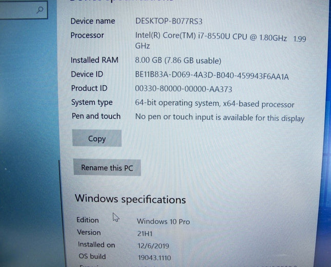 Asus Zenbook 13 i7 - 8550U 1.80GHz 8GB 256 SSD Thin 13.3” Notebook Computer - ZeereeZ
