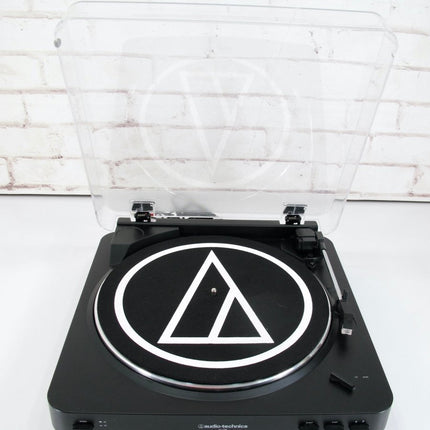 Audio Technica AT - LP60 Fully Auto Belt Drive Stereo Phono/Line Level Turntable - ZeereeZ