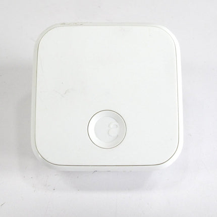 August Connect AC - R1 Wi - Fi Remote Smart Lock Access Bridge - ZeereeZ