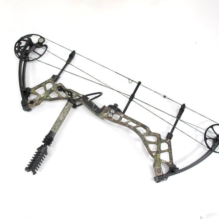 Bear Archery Tremor Compound Bow Right Hand 28" 70# - ZeereeZ