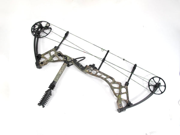 Bear Archery Tremor Compound Bow Right Hand 28" 70# - ZeereeZ