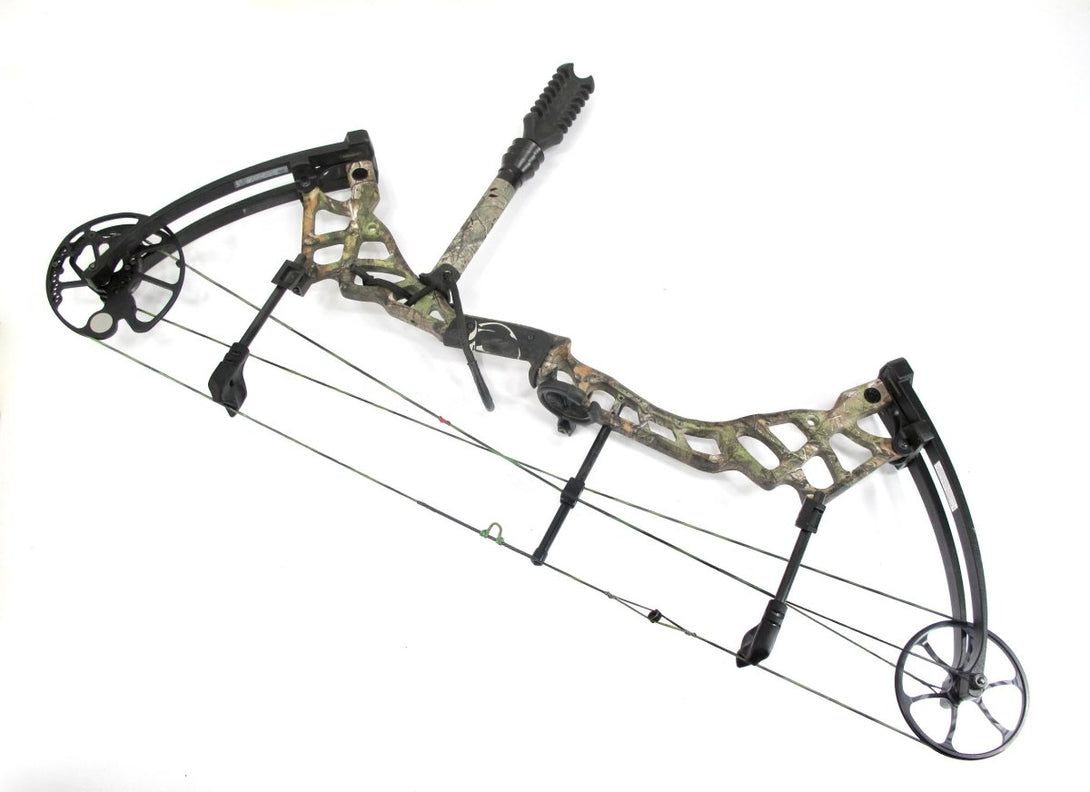 Bear Archery Tremor Compound Bow Right Hand 28" 70# - ZeereeZ