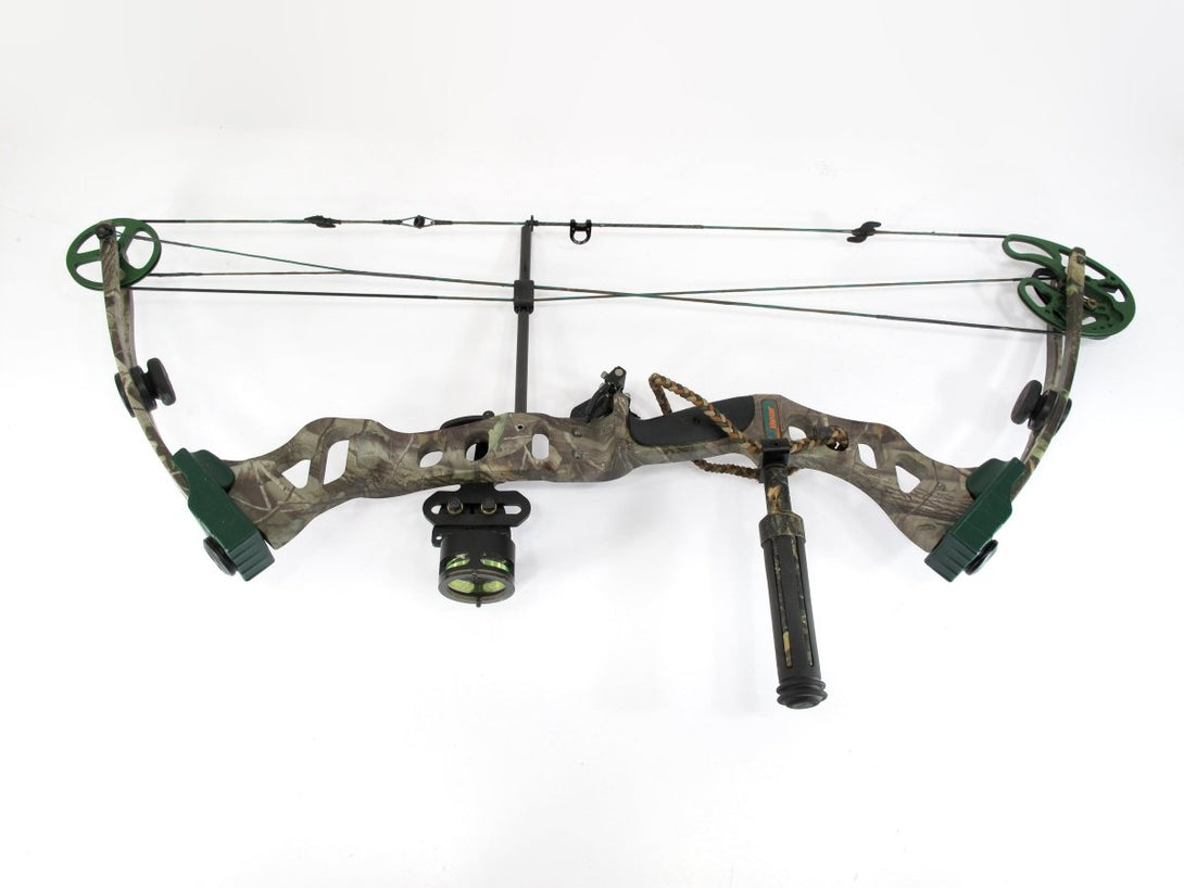 Bear Element RH 60 lb 29" Draw Compound Bow - ZeereeZ