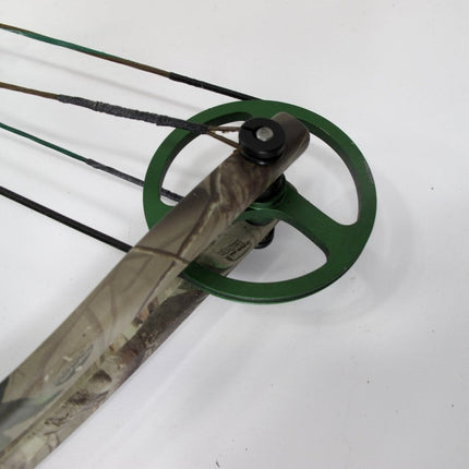 Bear Element RH 60 lb 29" Draw Compound Bow - ZeereeZ