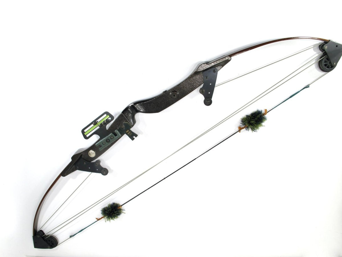 Bear Whitetail Hunter Vintage RH 39" 30" Draw 50 - 60# Compound Bow - ZeereeZ