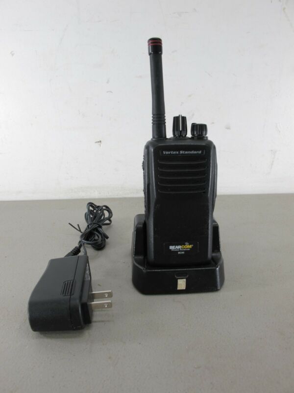 Bearcom Vertex Standard BC95 Commercial Retail 2 Two Way Radio w/ Dock Charger - ZeereeZ