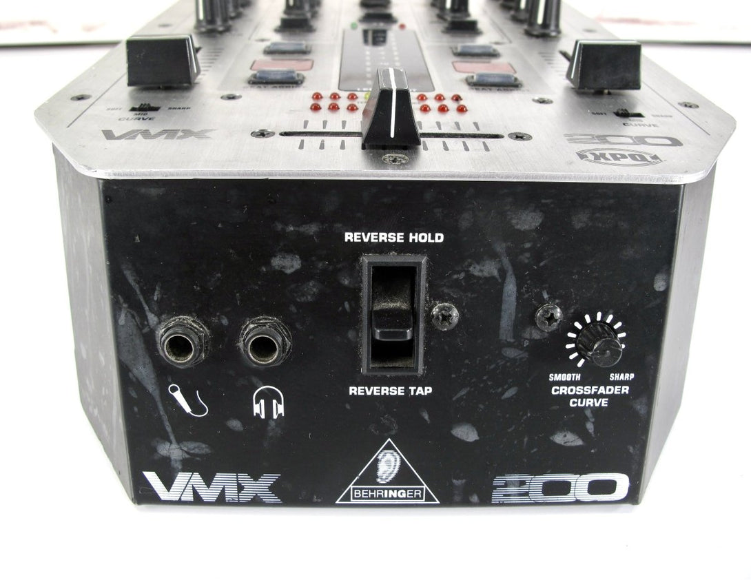 Behringer VMX200 Pro 2 Channel DJ Mixer w/ BPM counter and QRS control - ZeereeZ