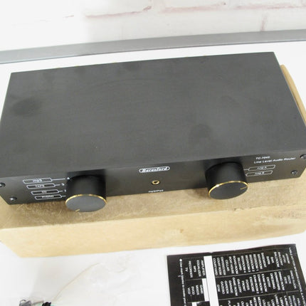 Beresford TC - 7240 4 - way RCA Phono Line Amp Router Audio Switcher Selector - ZeereeZ