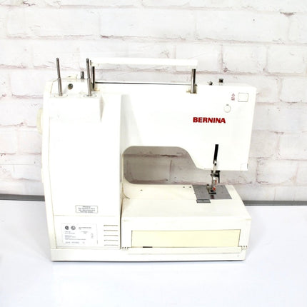 Bernina 1008 Mechanical Sewing Machine w/ Presser Feet - ZeereeZ