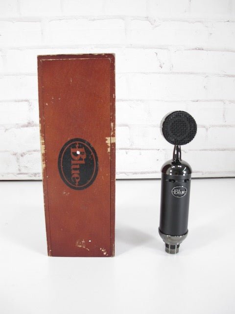 Blue Spark SL AOO111 Studio Condenser Recording Microphone - ZeereeZ