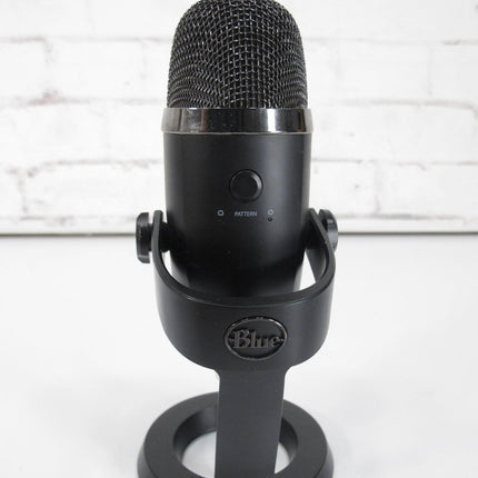 Blue Yeti Nano A00136 USB Studio Vocal Condenser Microphone - ZeereeZ