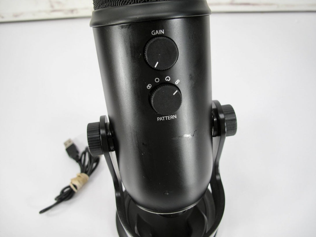 Blue Yeti Professional Multi - Pattern USB Condenser Microphone - ZeereeZ