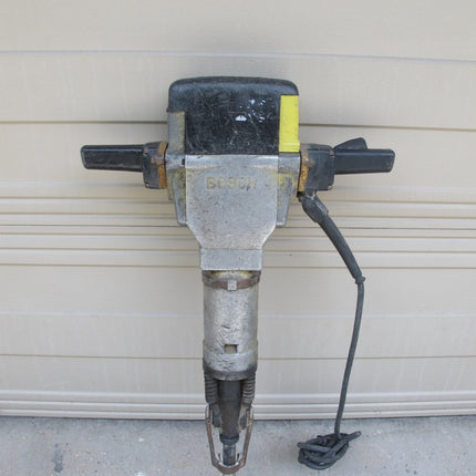 Bosch Brute 0611 304 139 11304 Electric Demolition Jack Hammer w/ Bit Jackhammer - ZeereeZ