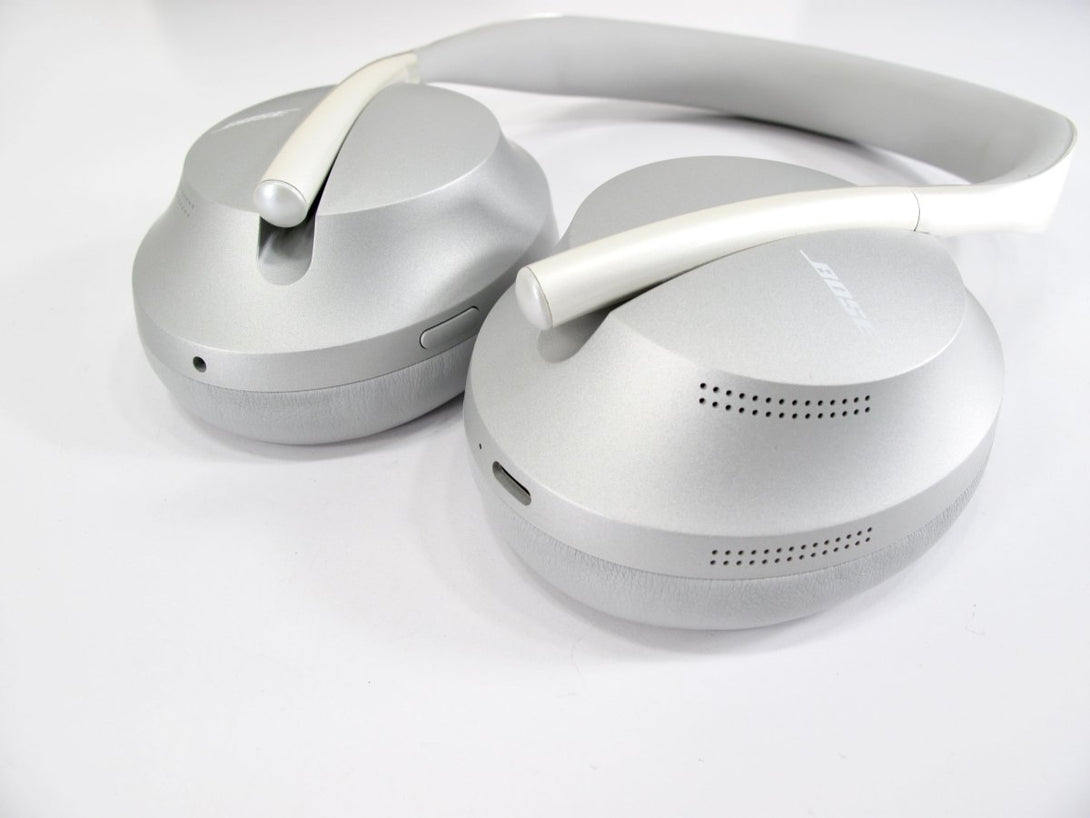 Bose 700 Wireless Noise Cancelling Voice Control Over - Ear Luxe Silver Headphones - ZeereeZ