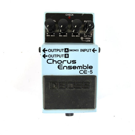 Boss CE - 5 Chorus Ensemble Guitar Effects Pedal - ZeereeZ