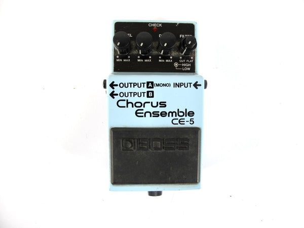 Boss CE - 5 Chorus Ensemble Guitar Effects Pedal - ZeereeZ