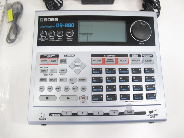 Boss DR - 880 Dr. Rhythm Drum Machine w/ Box & Original Accessories - ZeereeZ
