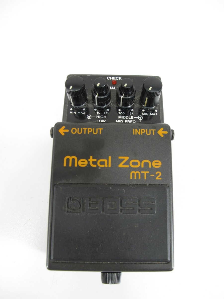 Boss MT - 2 Metal Zone Guitar Distortion Effects Pedal - ZeereeZ