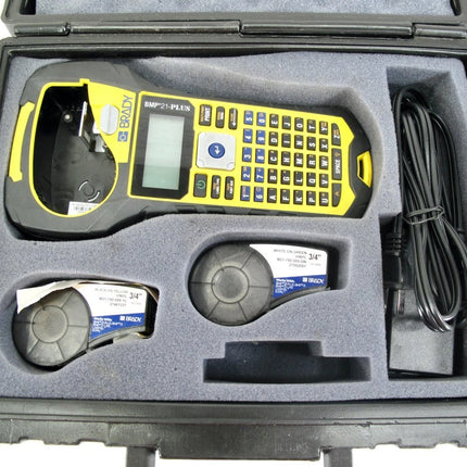 Brady BMP21 - PLUS Handheld Label Printer w/ Case and Rechargable Battery - ZeereeZ