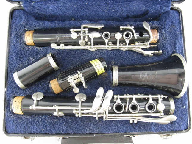 Bundy 557 Student Model Bb Clarinet with Mouthpiece and Case - ZeereeZ