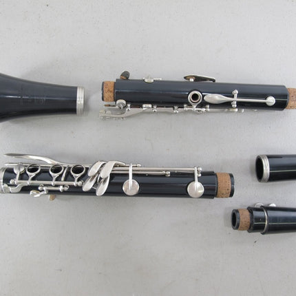 Bundy 557 Student Model Bb Clarinet with Mouthpiece and Case - ZeereeZ