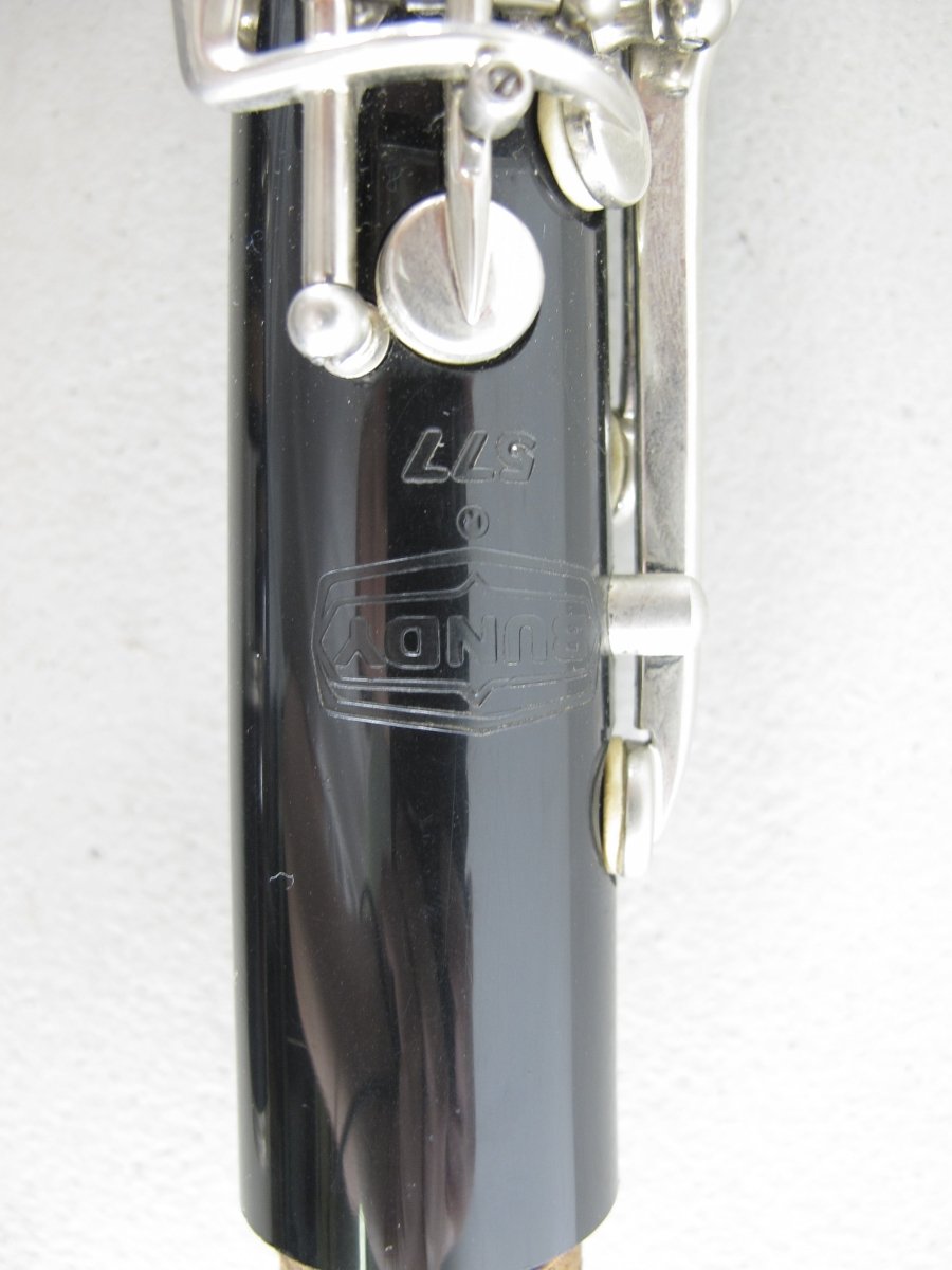 Bundy 557 Student Model Bb Clarinet with Mouthpiece and Case - ZeereeZ