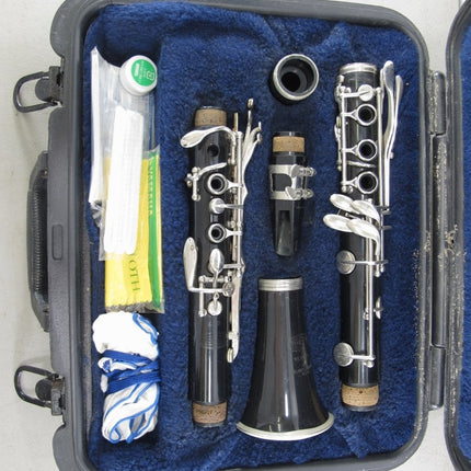 Bundy 577 Student Model Bb Clarinet with Mouthpiece & Case - ZeereeZ