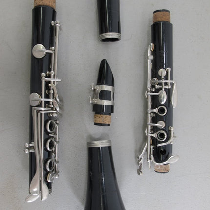 Bundy 577 Student Model Bb Clarinet with Mouthpiece & Case - ZeereeZ