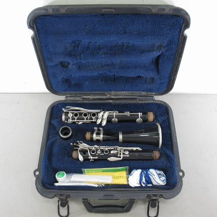 Bundy 577 Student Model Bb Clarinet with Mouthpiece & Case - ZeereeZ
