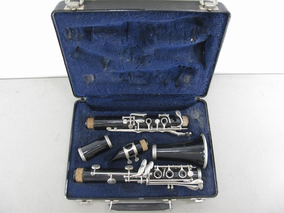 Bundy 577 Student Model Bb Clarinet with Mouthpiece & Case - ZeereeZ