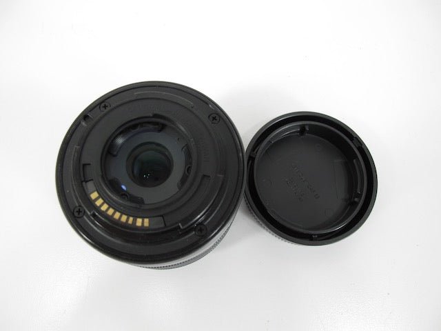Canon EF - M 15 - 45mm f/3.5 - 6.3 Zoom Camera Lens - ZeereeZ