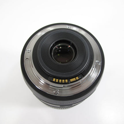 Canon EF S 18 - 135mm f/3.5 to 5.6 IS USM Standard Zoom Lens - ZeereeZ