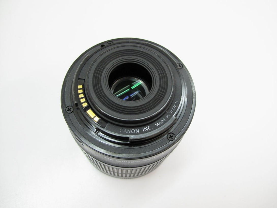 Canon EF - S 18 - 55mm f/3.5 - 5.6 IS Zoom Digital SLR Camera Lens - ZeereeZ
