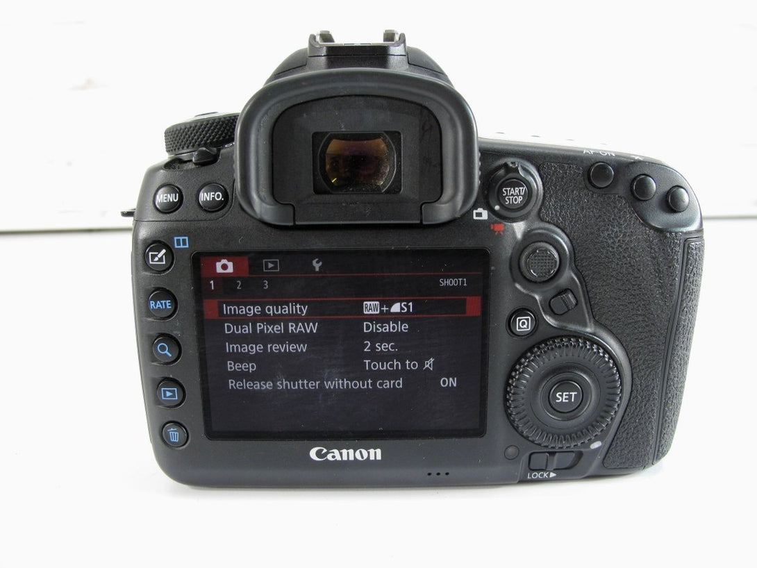 Canon EOS 5D Mark IV 30.4MP DSLR Digital Camera Body - ZeereeZ