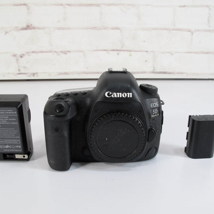 Canon EOS 5D Mark IV 30.4MP DSLR Digital Camera Body - ZeereeZ