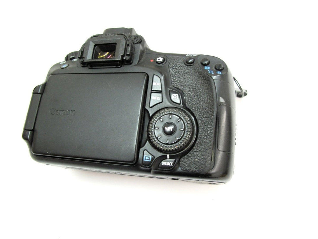 Canon EOS 60D 18MP Digital SLR Camera Body - ZeereeZ